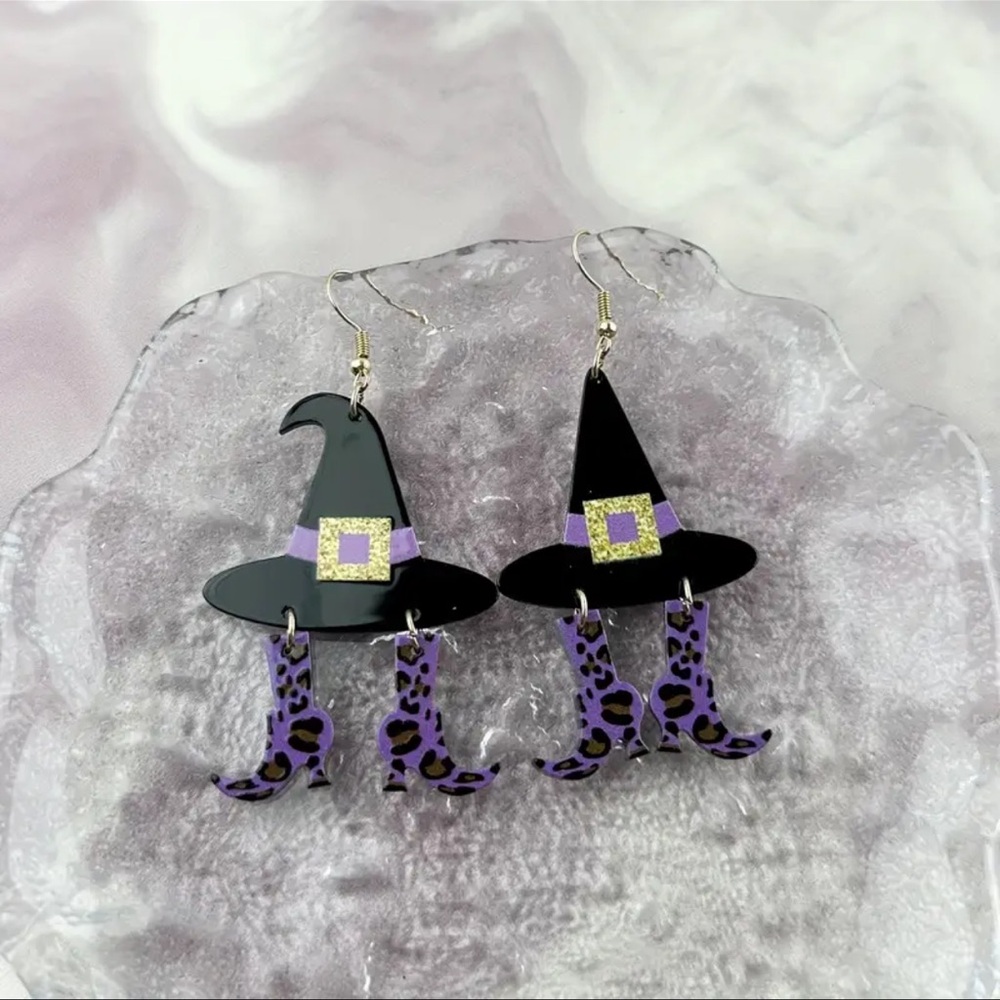 NWT Witch Hat and Boots Earrings